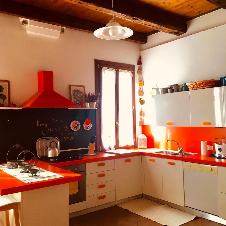 La Casa Del Pittore Venesia Bagian luar foto